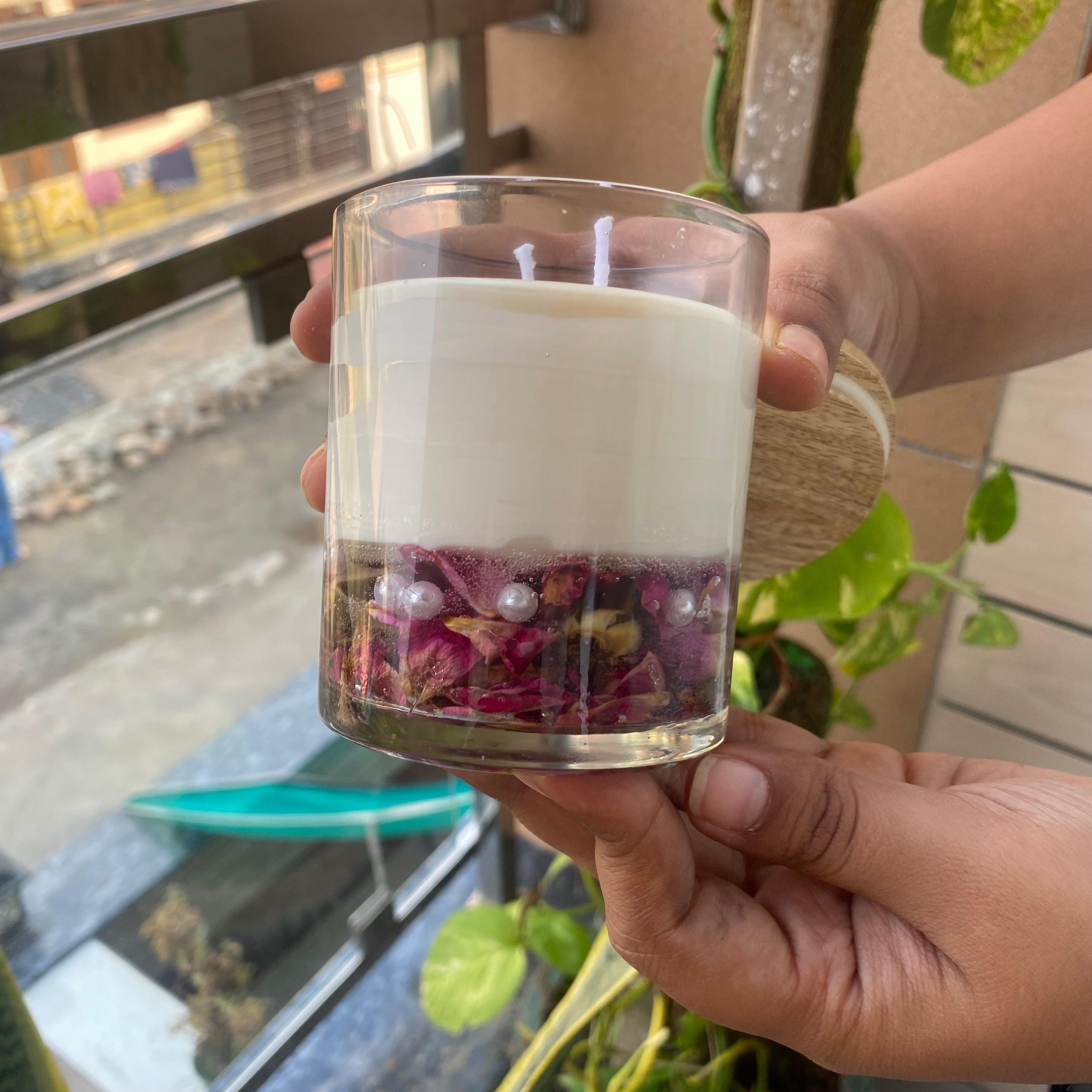 Flowery Gel Candle with Secret Message